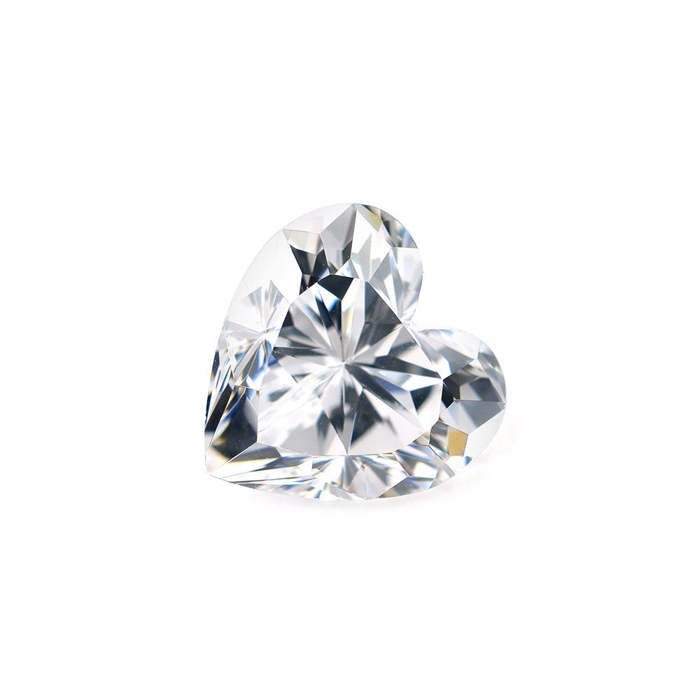 CUBIC ZIRCONIA WHITE CUT HEART 8.30X8.30MM 4.30 Cts.
