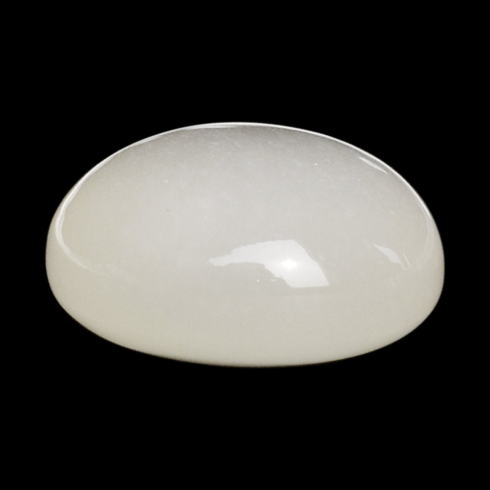 WHITE MOONSTONE (MILKY) CARVED BOTTOM ROUND CAB 11.00X11.00 MM 6.09 Cts.