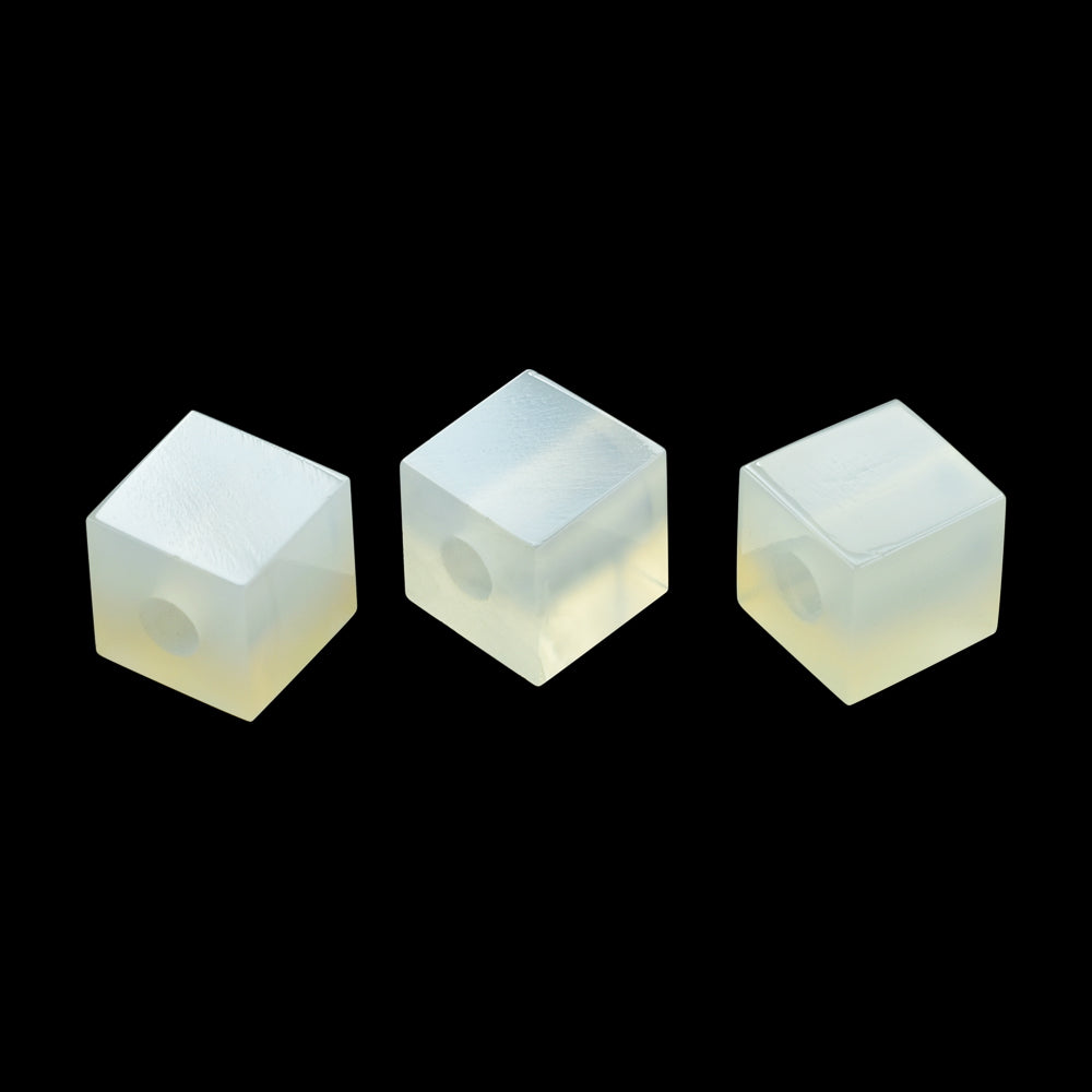 WHITE MOONSTONE (MILKY) PLAIN CUBE (FULL DRILL-3.00MM) 9.00X9.00 MM 8.74 Cts.