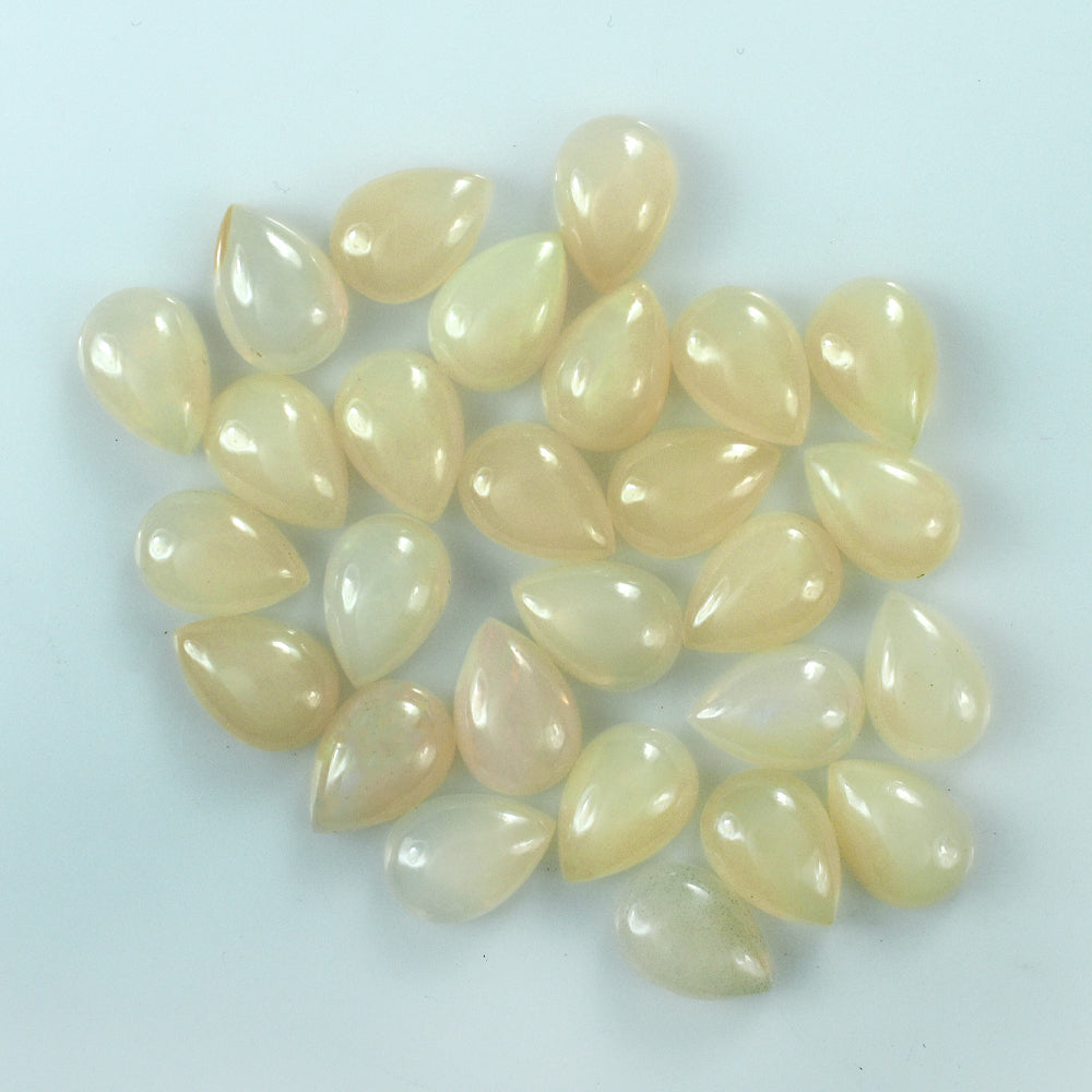 WHITE OPAL (WHITE) (MILKY) (OPAQUE) PLAIN PEAR CAB 10.00X7.00 MM 1.07 Cts.