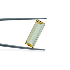 YELLOW BERYL CUT BAGUETTE (MEDIUM/SI) 22.00X8.00 MM 6.60 Cts.