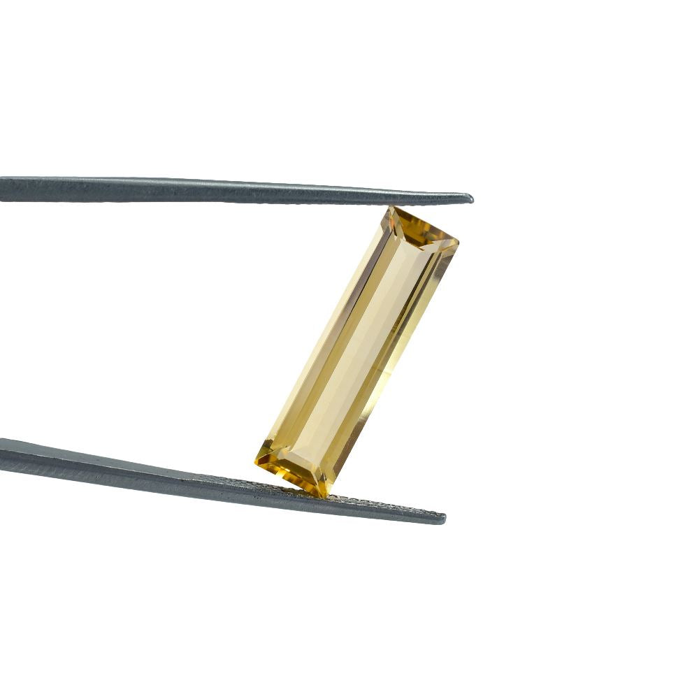 YELLOW BERYL CUT BAGUETTE (DARK) 22.00X6.00 MM 4.60 Cts.