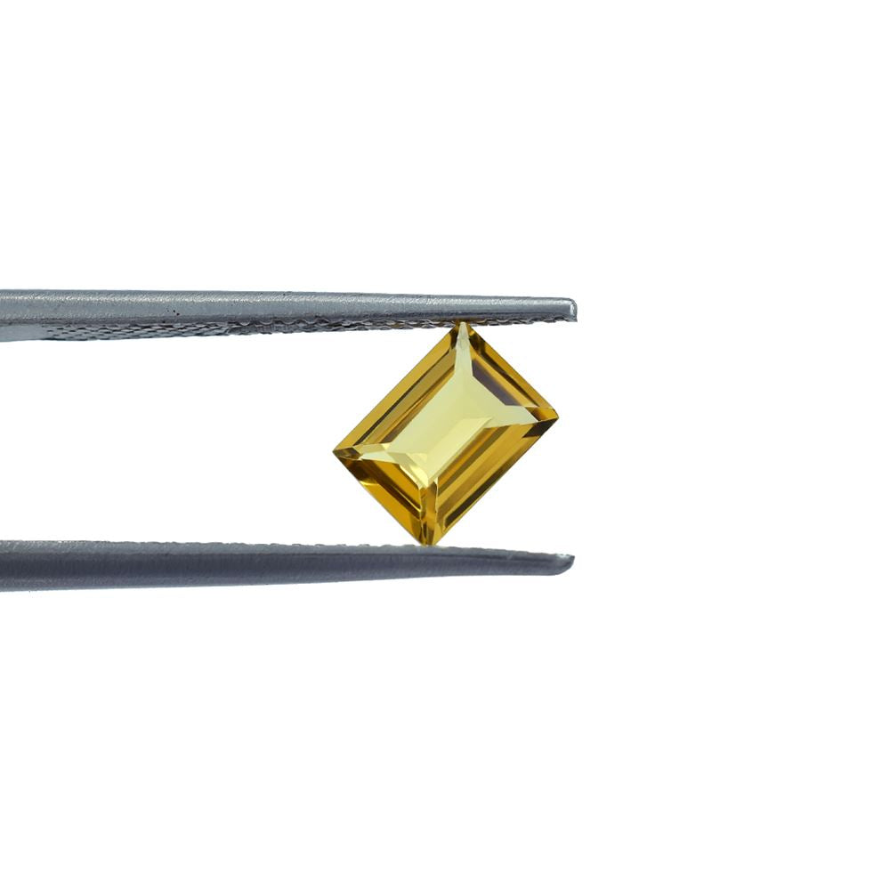 YELLOW BERYL CUT BAGUETTE (SUPER) 7.00X5.00 MM 0.80 Cts.