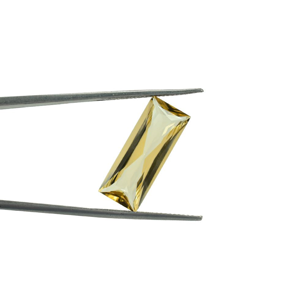 YELLOW BERYL PRINCESS CUT BAGUETTE (MEDIUM) 20.00X8.00 MM 6.05 Cts.