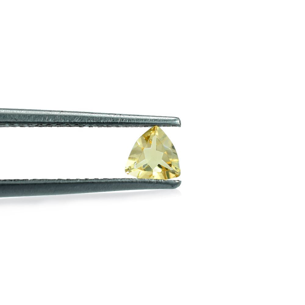 YELLOW BERYL CUT TRILLION (MEDIUM) 5.00X5.00 MM 0.34 Cts.