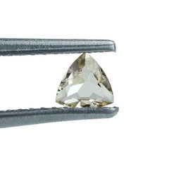 YELLOW BERYL CUT TRILLION (VERY LITE) 4.00X4.00 MM 0.19 Cts.