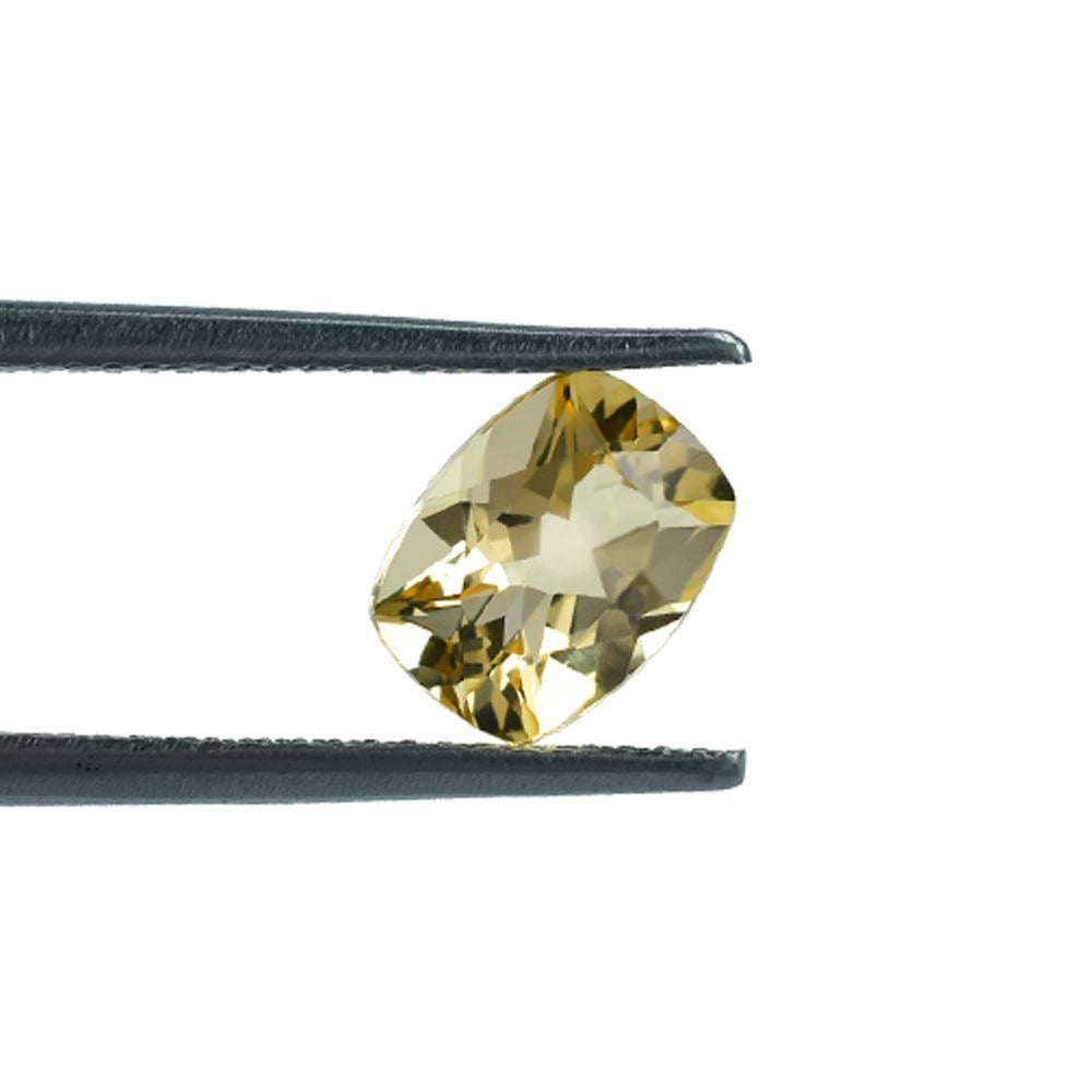 YELLOW BERYL CUT CUSHION (MEDIUM) 8.00X6.00 MM 1.38 Cts.