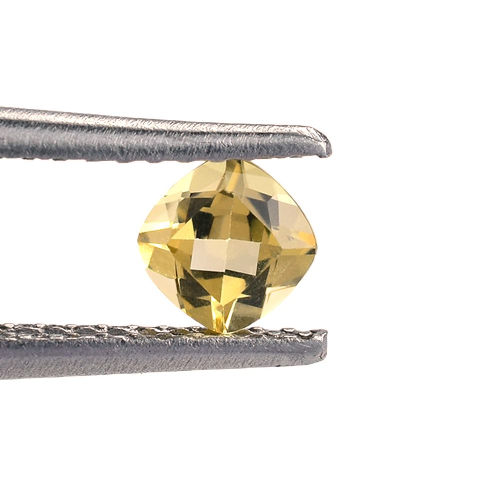 YELLOW BERYL CUT CUSHION (DARK) 7.00X7.00 MM 1.38 Cts.