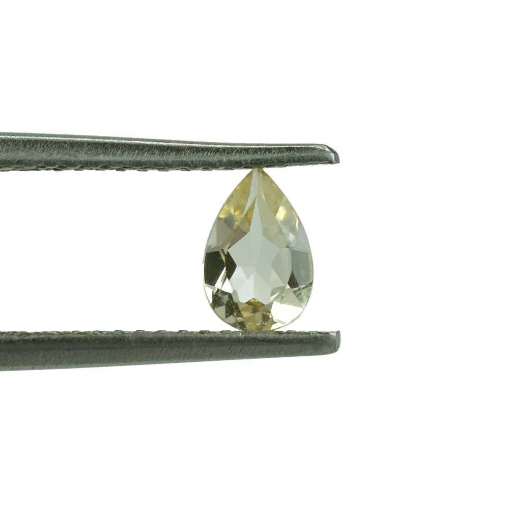 YELLOW BERYL CUT PEAR (VERY LITE) 6.00X4.00 MM 0.33 Cts.