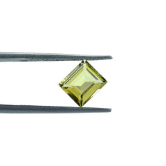 YELLOW BERYL CUT BAGUETTE (DARK) 8.00X7.00 MM 1.60 Cts.